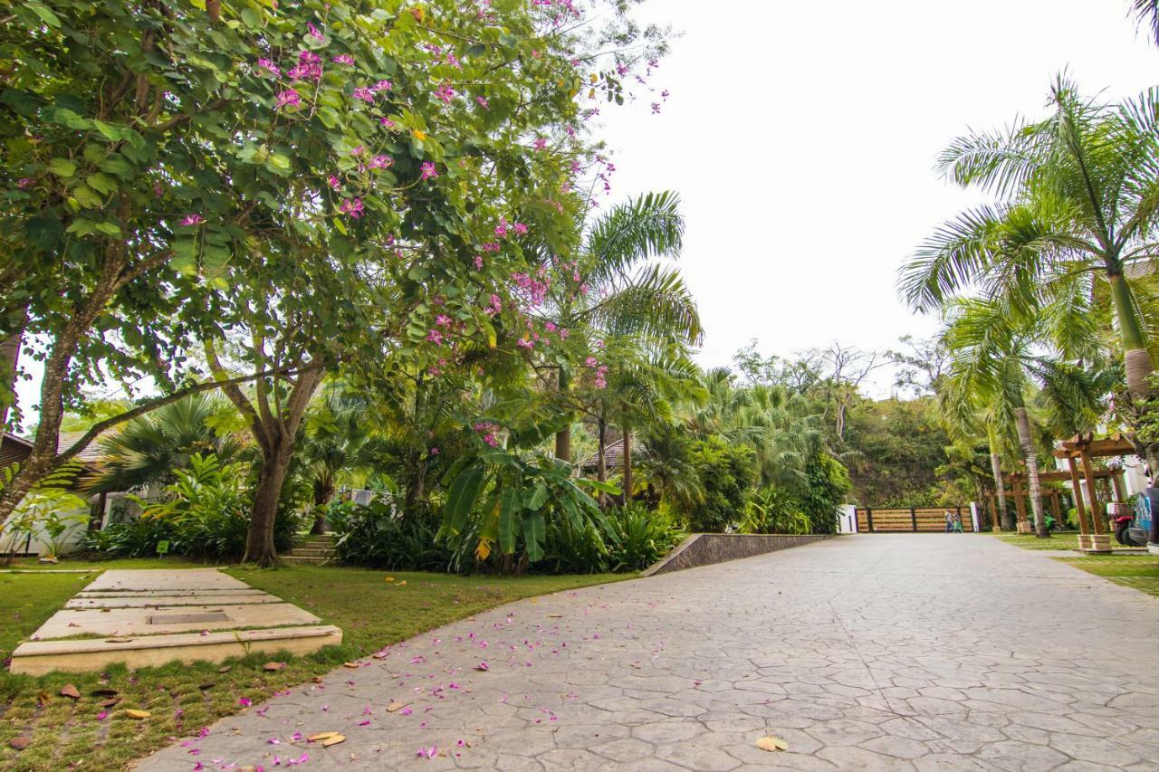 Monserrat Residences Las Terrenas Exterior photo
